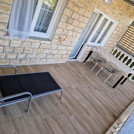 Apartments Mali Mate Трибунь Экстерьер фото