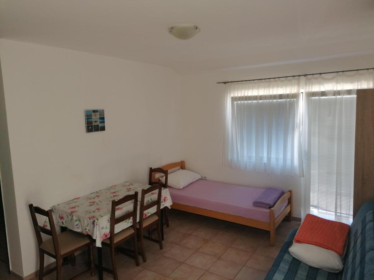 Apartments Mali Mate Трибунь Экстерьер фото