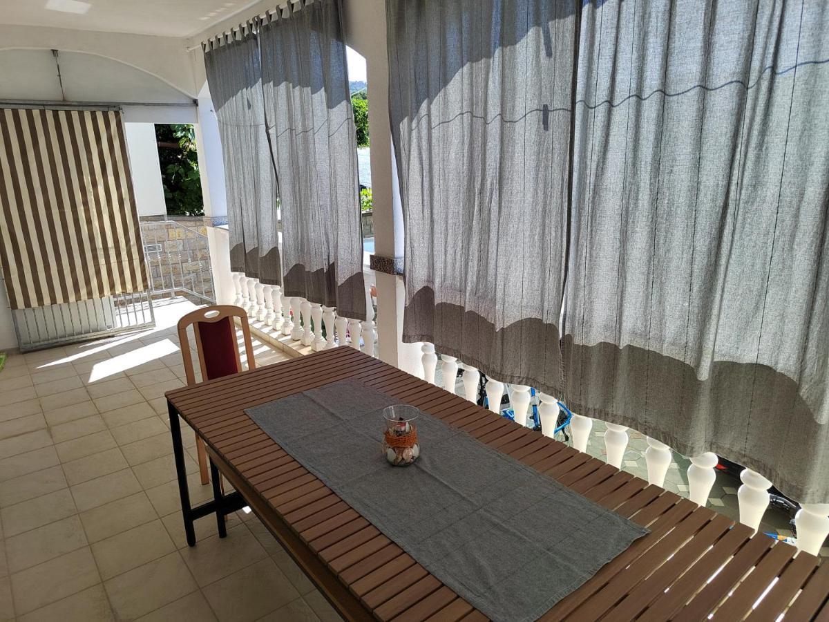 Apartments Mali Mate Трибунь Экстерьер фото
