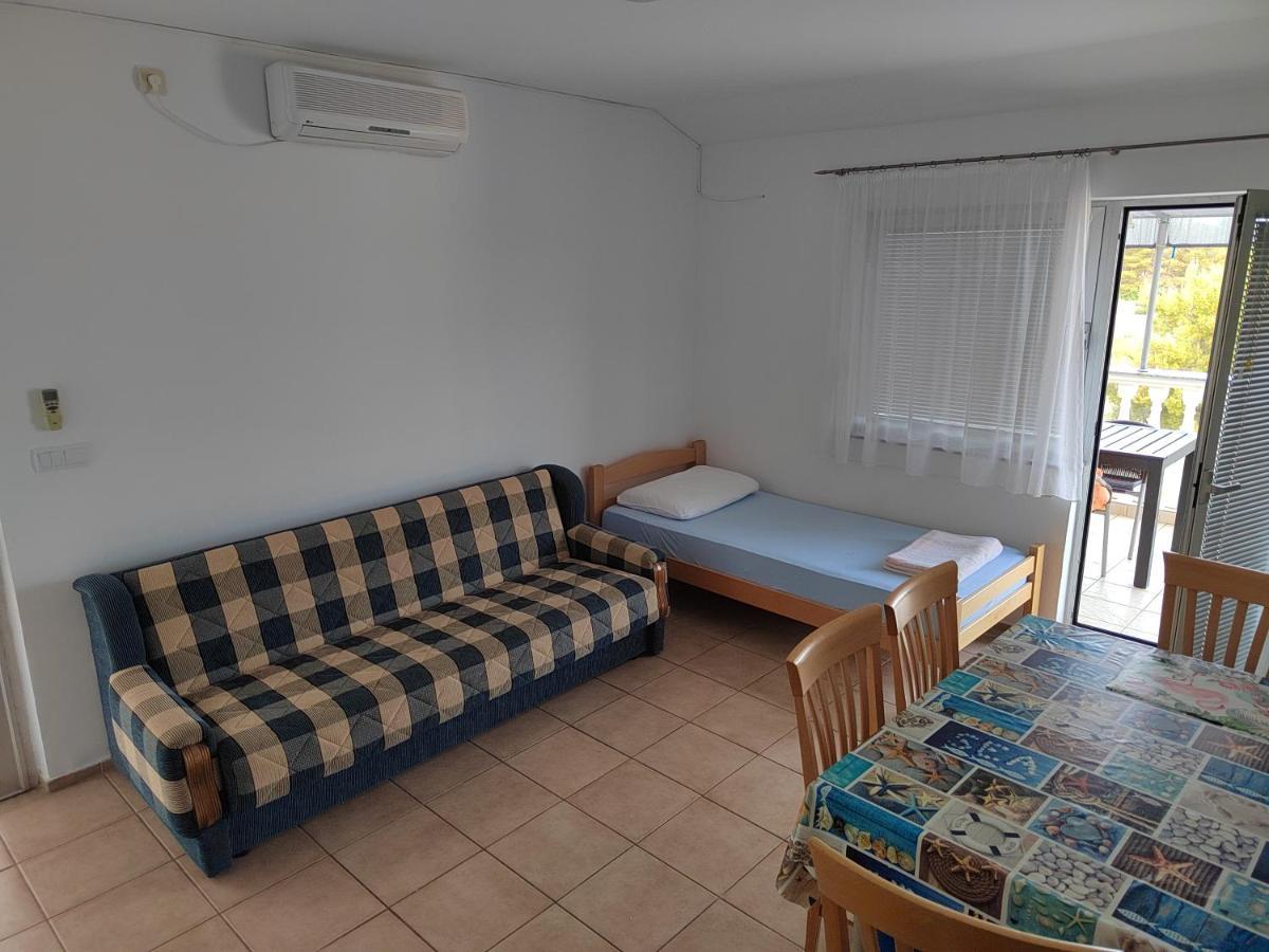 Apartments Mali Mate Трибунь Экстерьер фото