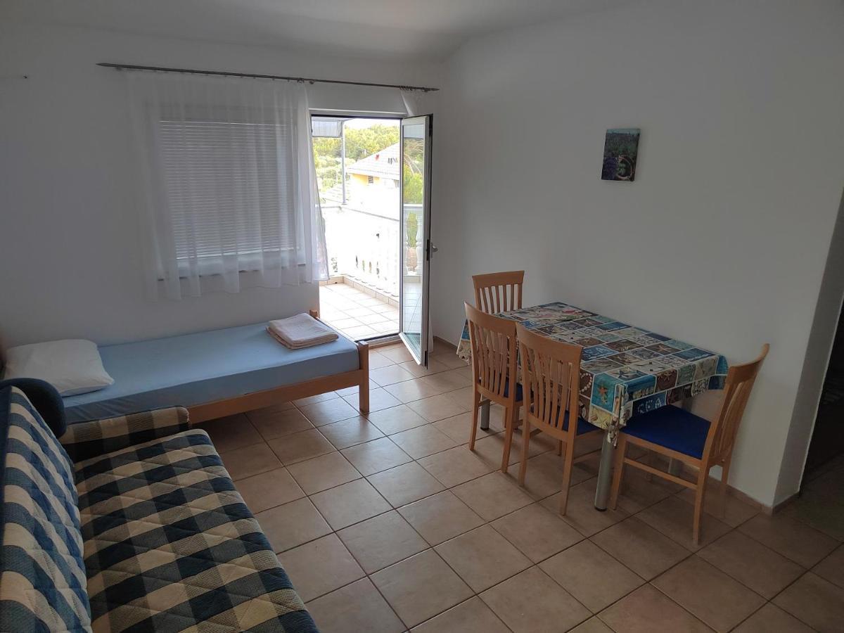 Apartments Mali Mate Трибунь Экстерьер фото