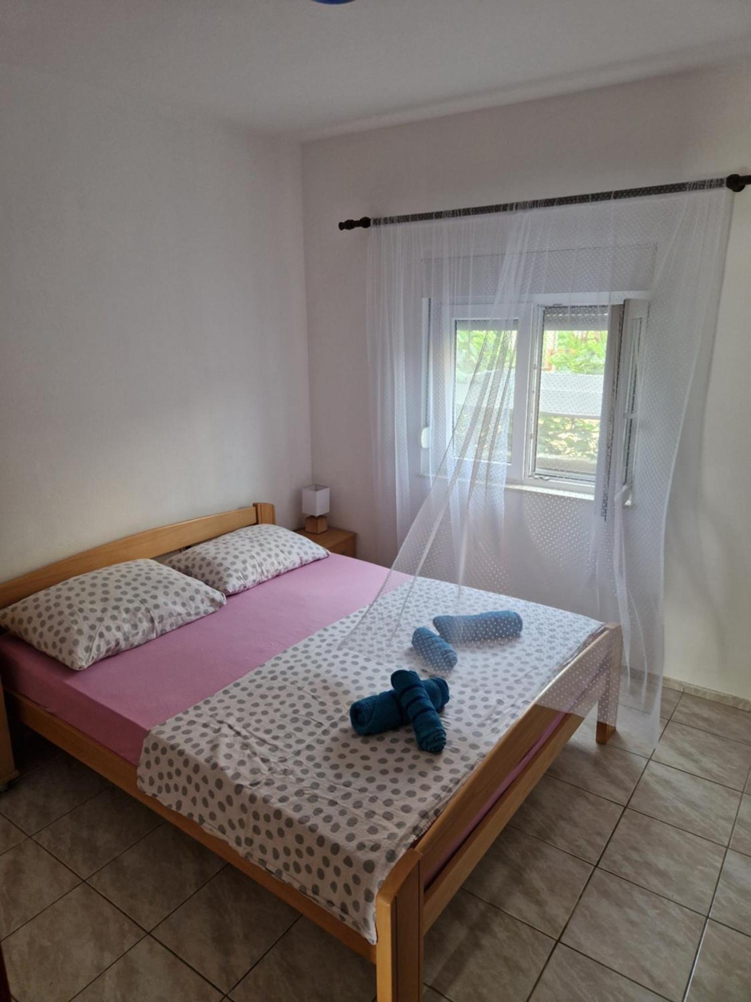 Apartments Mali Mate Трибунь Экстерьер фото